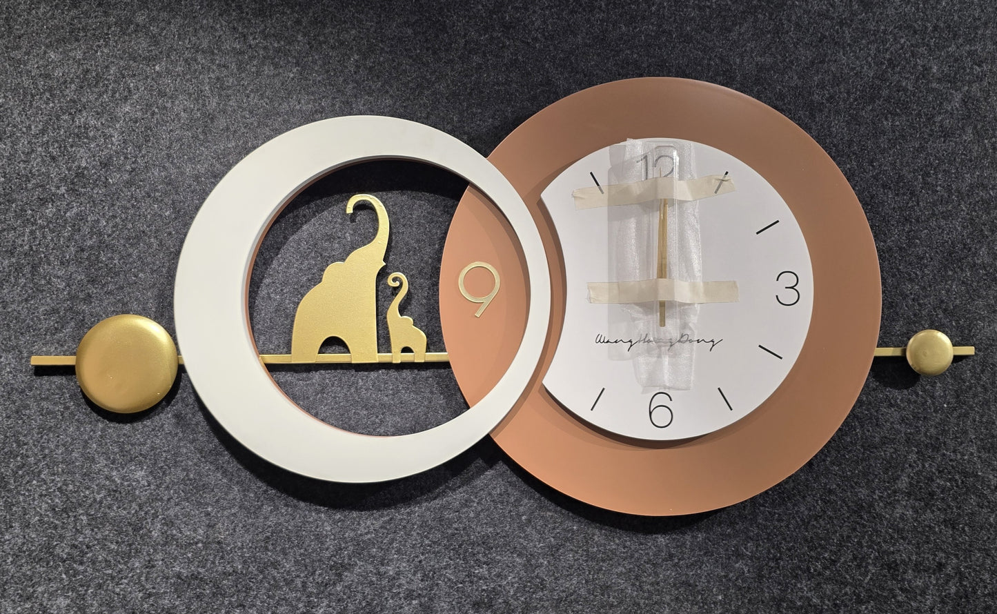 Luxury Elephant Designer Wall Clock – Modern Artistic Living Room Decor (80 x 38 cm)