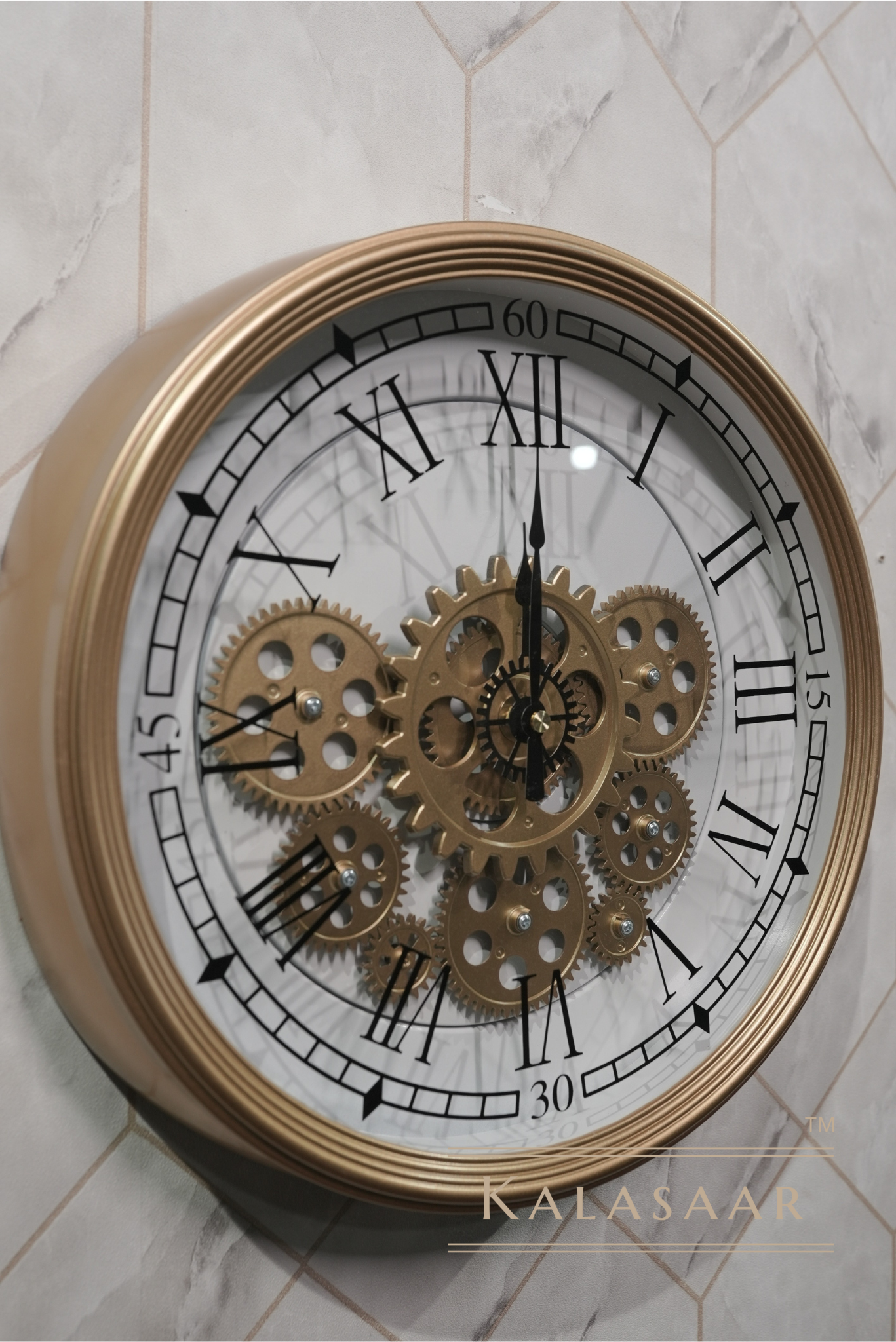 Brown-Golden Roman Numeral Gear Clock – Kalasaar decor
