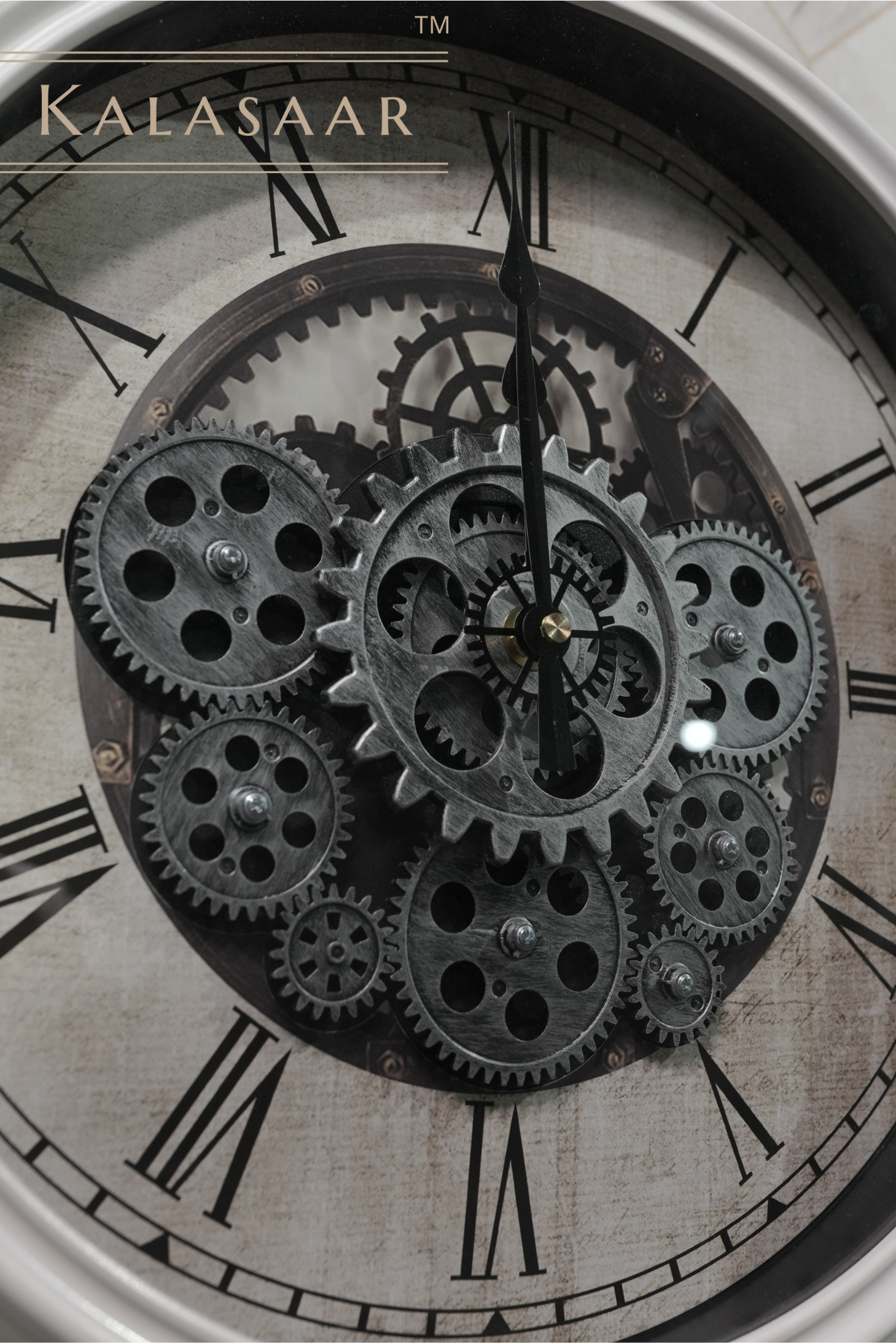 Premium Gear Clock with White Outer Ring and Silver Gears